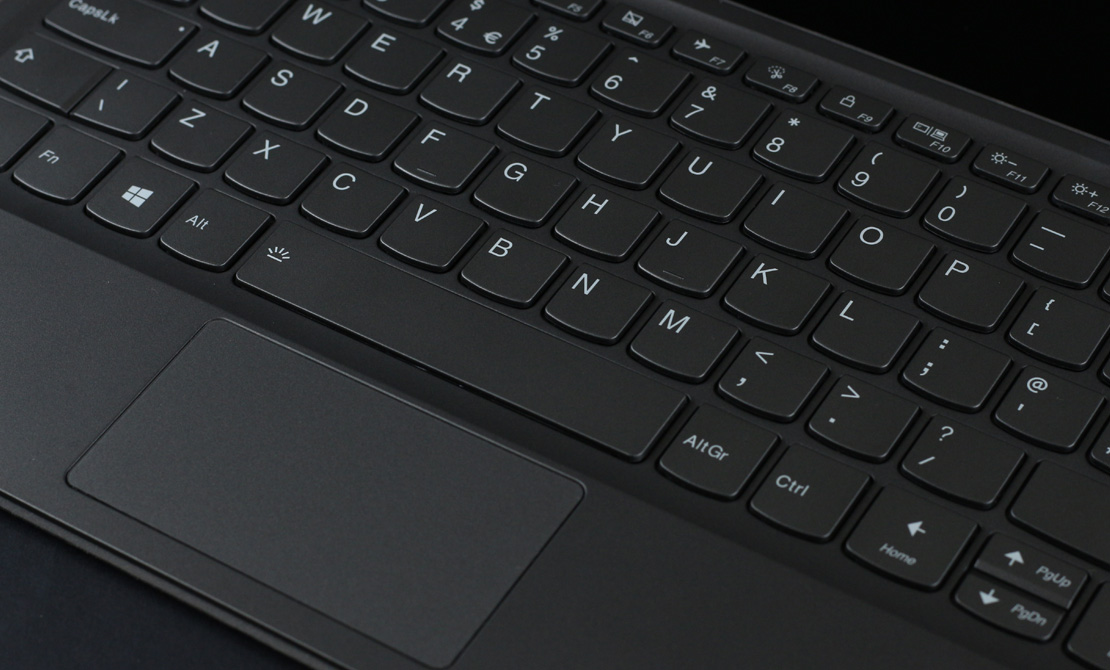MIIX520 06