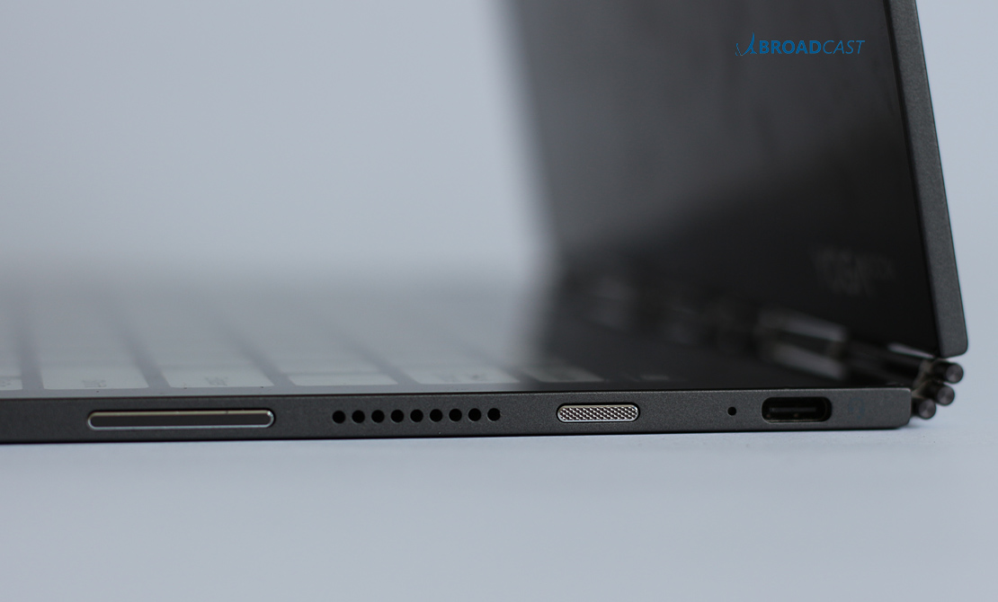 Обзор YOGA Book C930 Обзор YOGA Book C930