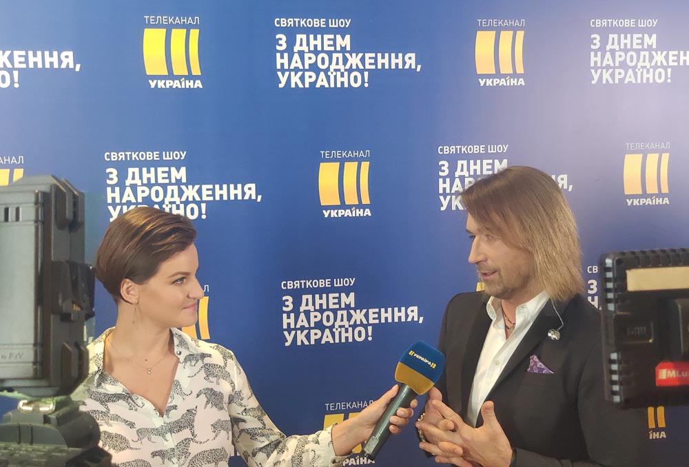 Репортаж зі зйомок грандіозного шоу «З Днем народження, Україно» (ФОТО) Репортаж зі зйомок грандіозного шоу «З Днем народження, Україно» (ФОТО)