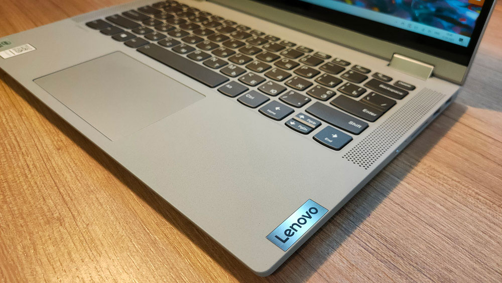 Обзор нового Lenovo ideapad Flex 5i: простота, функциональность и ничего лишнего Обзор нового Lenovo ideapad Flex 5i: простота, функциональность и ничего лишнего