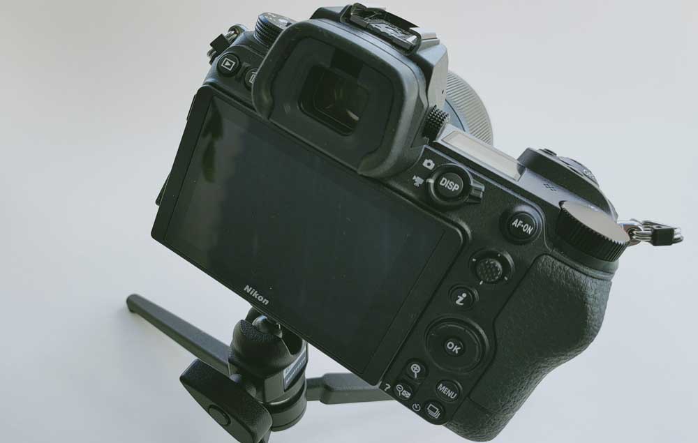 На рубеже прошлого и будущего. Обзор беззеркальной фотокамеры Nikon Z6 II На рубеже прошлого и будущего. Обзор беззеркальной фотокамеры Nikon Z6 II