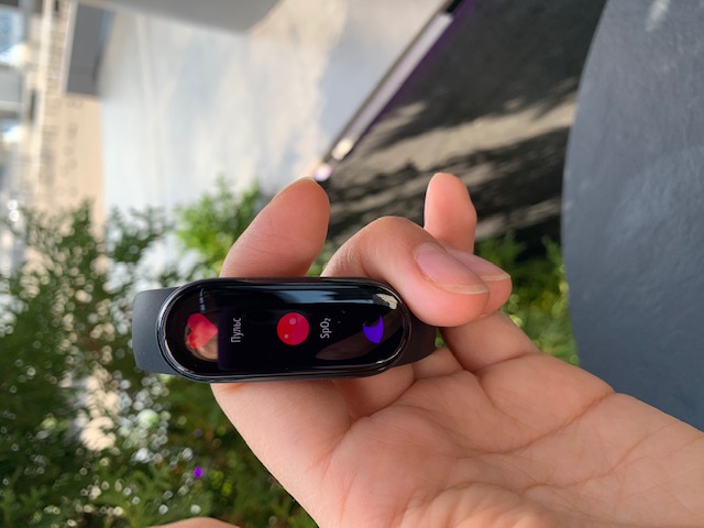 Обзор фитнес-браслета Mi Smart Band 6: полноэкранный AMOLED-дисплей и 130 новых циферблатов Обзор фитнес-браслета Mi Smart Band 6: полноэкранный AMOLED-дисплей и 130 новых циферблатов