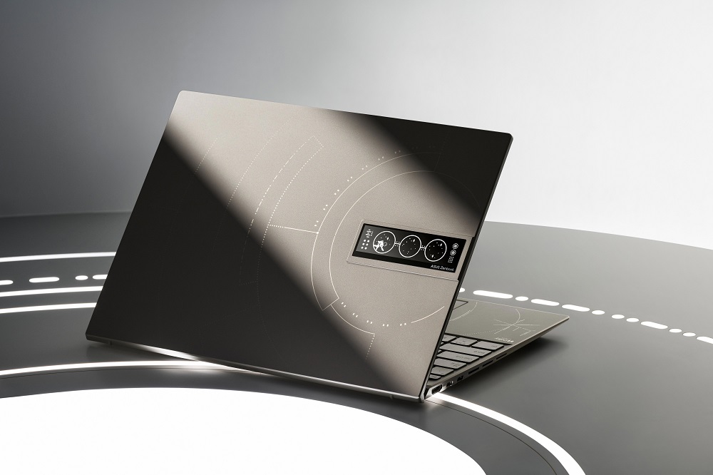 ASUS представила OLED-ноутбук із гнучким екраном Zenbook 17 Fold (ФОТО) ASUS представила OLED-ноутбук із гнучким екраном Zenbook 17 Fold (ФОТО)